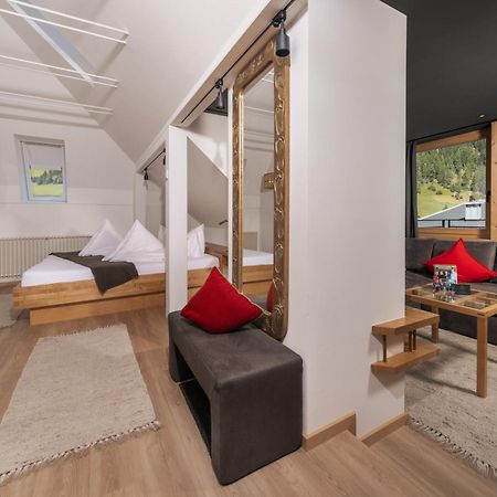 Hotel Goldener Adler - Im Sommer Silvretta Card Premium Inkludiert イシュグル エクステリア 写真