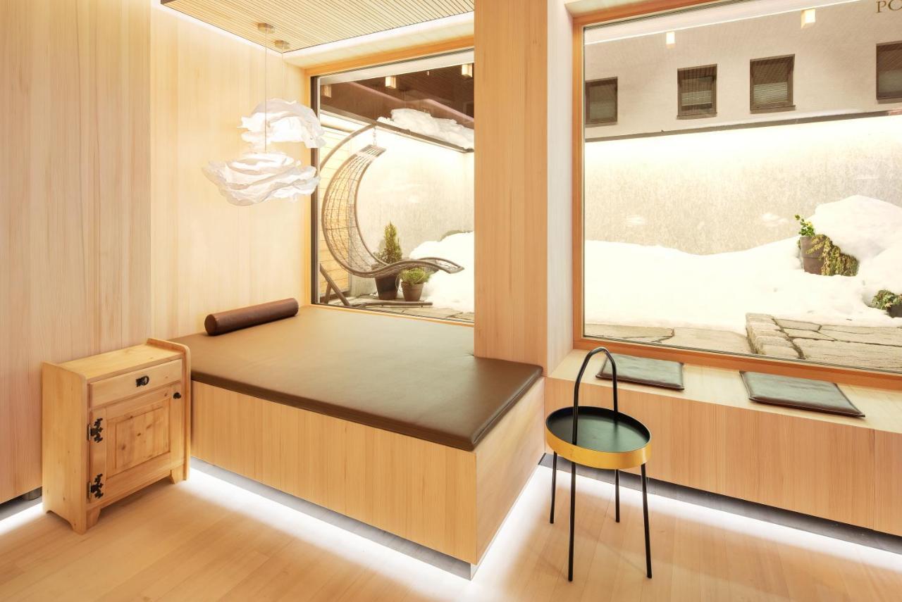 Hotel Goldener Adler - Im Sommer Silvretta Card Premium Inkludiert イシュグル エクステリア 写真
