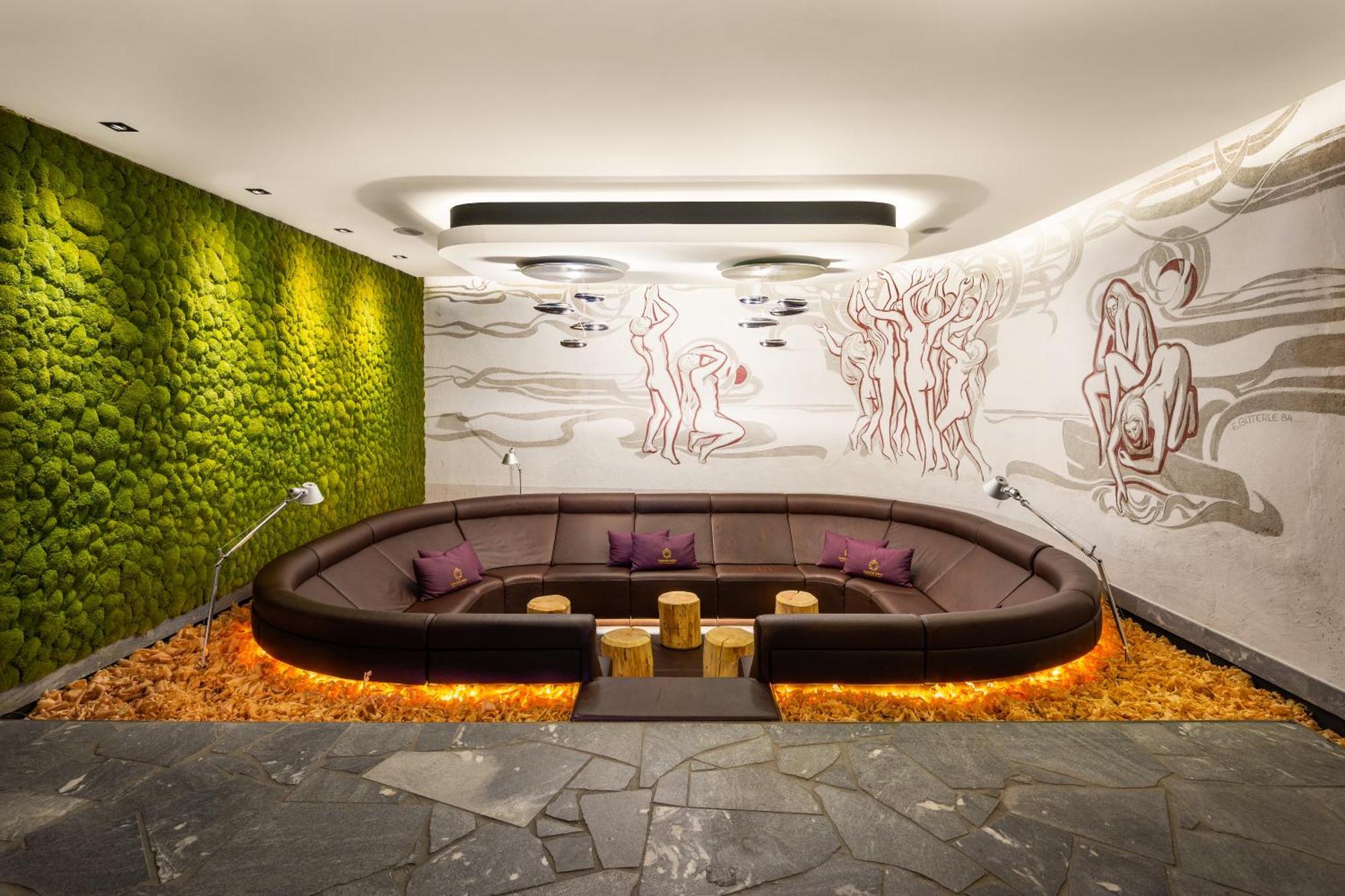 Hotel Goldener Adler - Im Sommer Silvretta Card Premium Inkludiert イシュグル エクステリア 写真