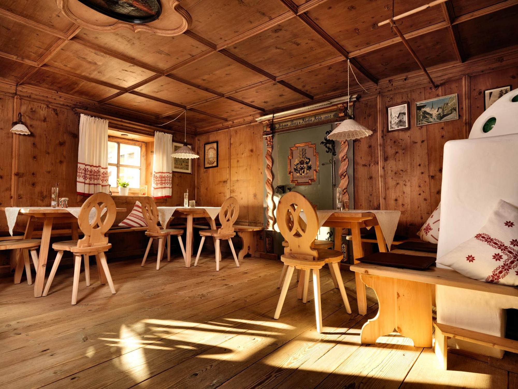 Hotel Goldener Adler - Im Sommer Silvretta Card Premium Inkludiert イシュグル エクステリア 写真