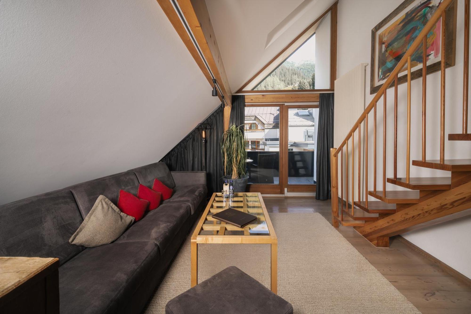 Hotel Goldener Adler - Im Sommer Silvretta Card Premium Inkludiert イシュグル エクステリア 写真
