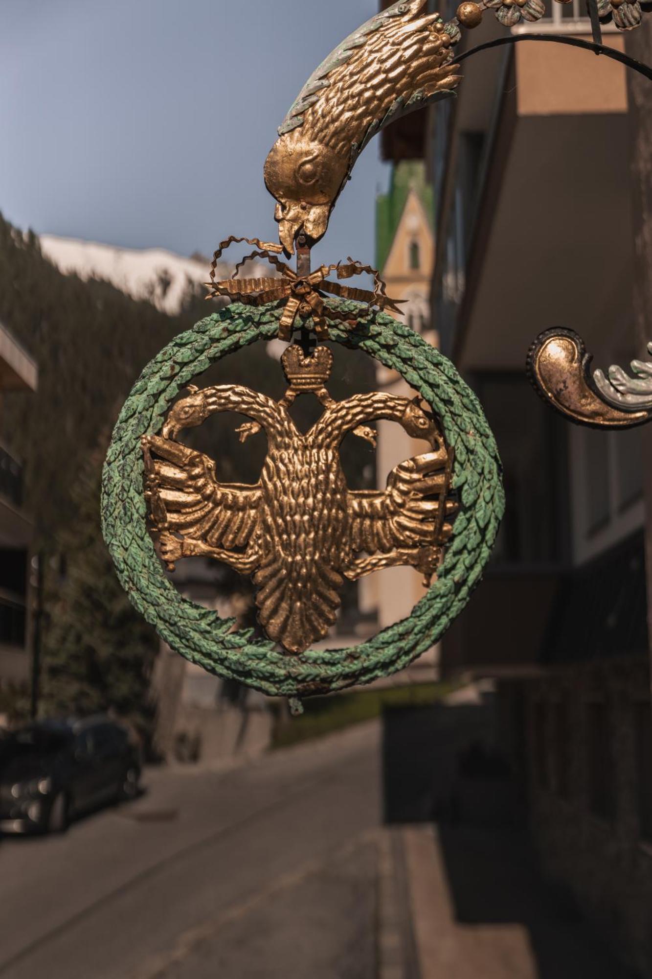 Hotel Goldener Adler - Im Sommer Silvretta Card Premium Inkludiert イシュグル エクステリア 写真