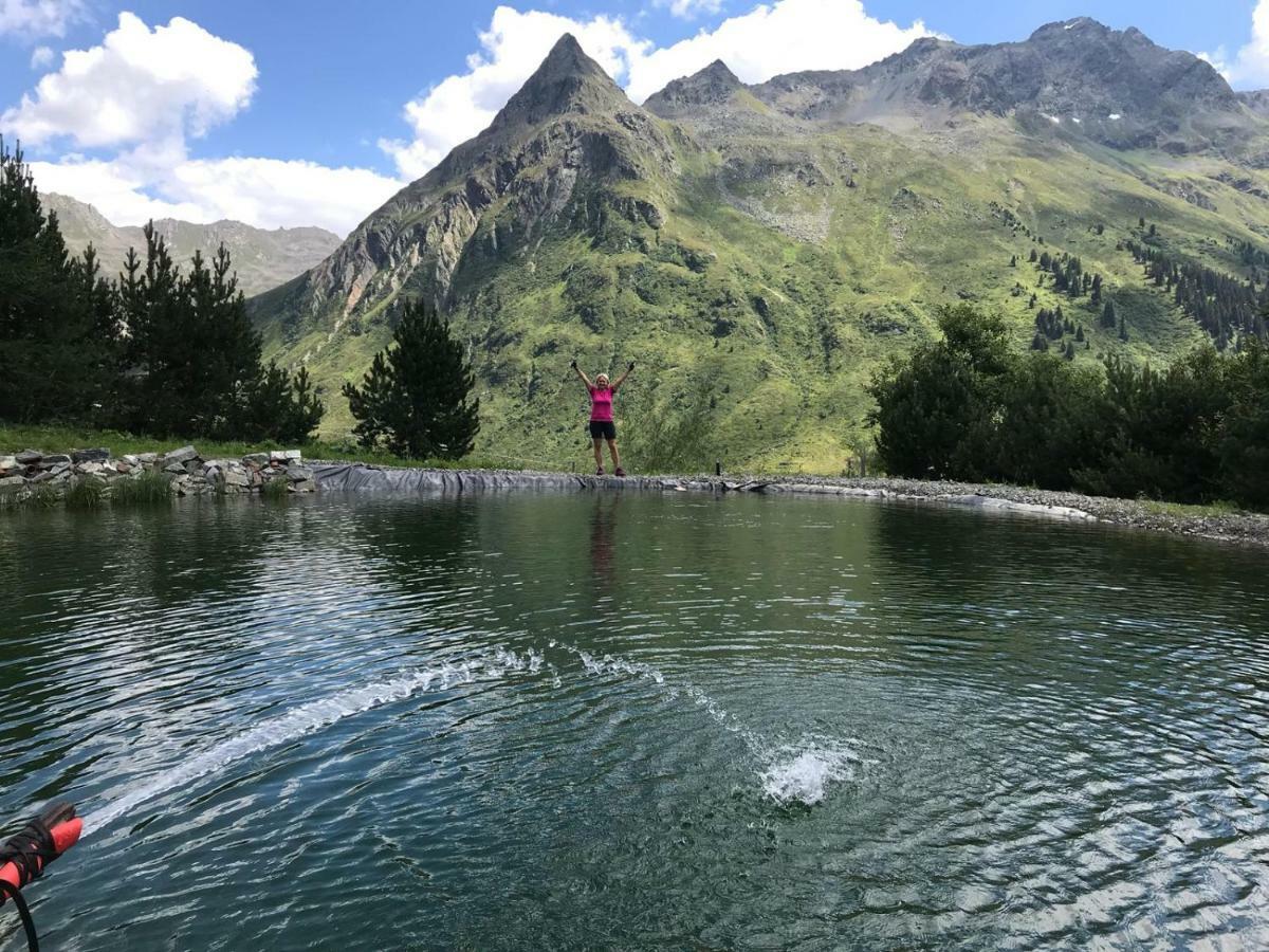 Hotel Goldener Adler - Im Sommer Silvretta Card Premium Inkludiert イシュグル エクステリア 写真