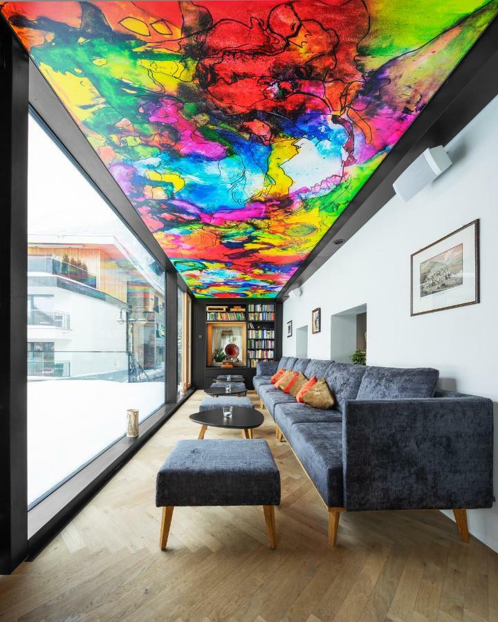 Hotel Goldener Adler - Im Sommer Silvretta Card Premium Inkludiert イシュグル エクステリア 写真